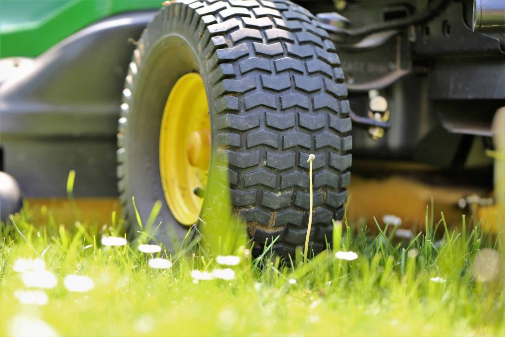 How to break the bead on a lawn mower tire? A step-by-step Guide